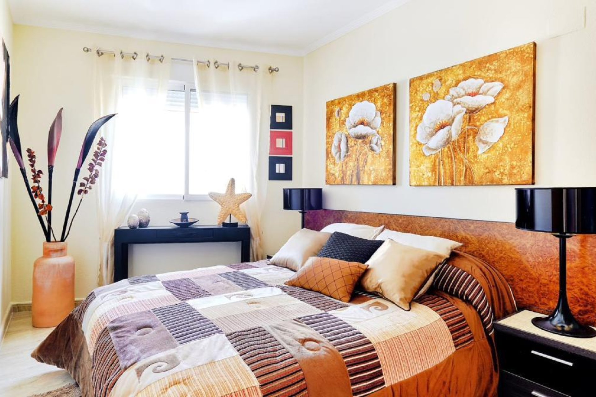 Ruim appartement Orihuela Costa met toeristenvergunning