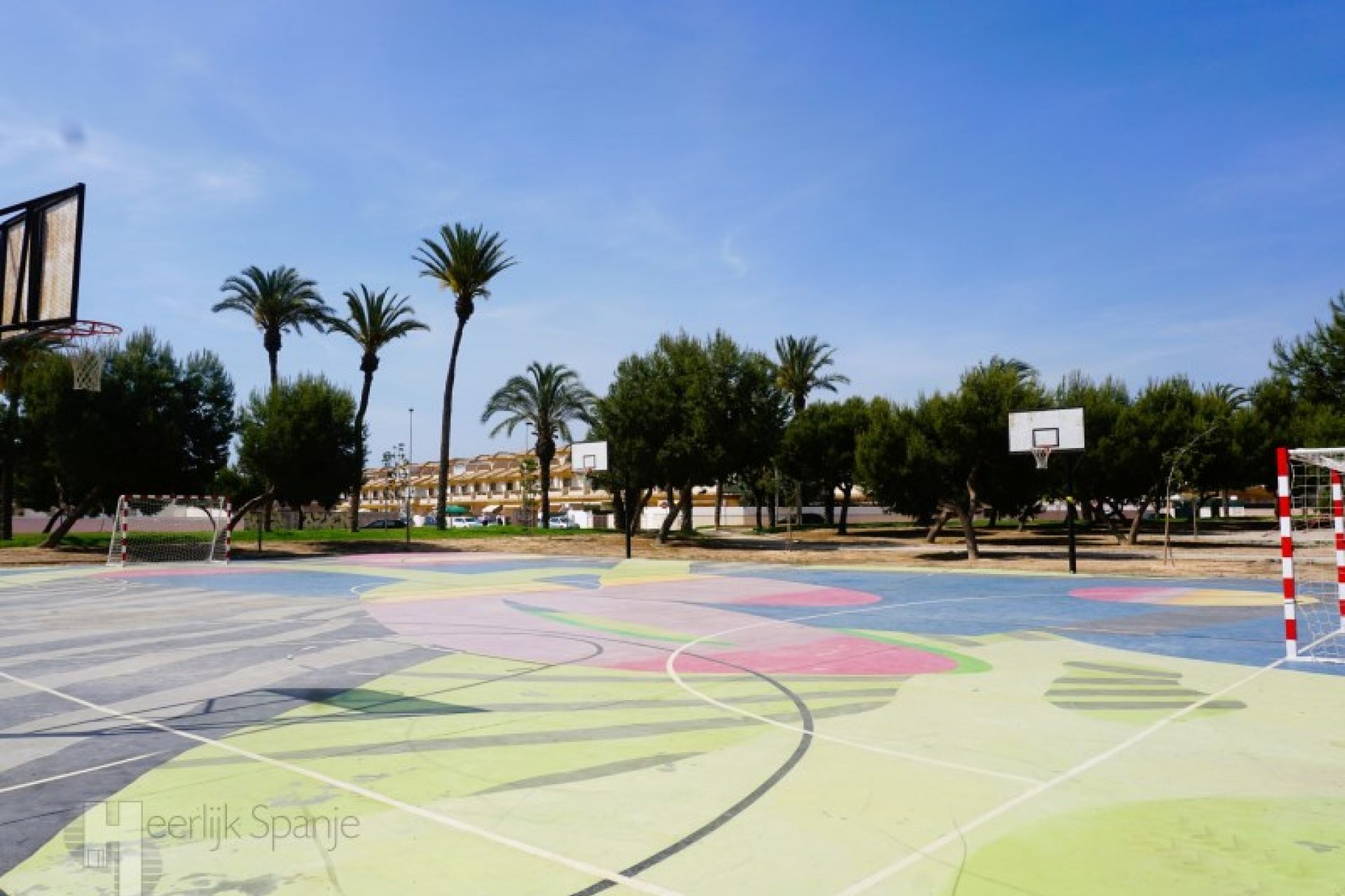 Ruim gelijkvloers appartement San Javier, 3 slpk, 900m van zee, bouwjaar 2022