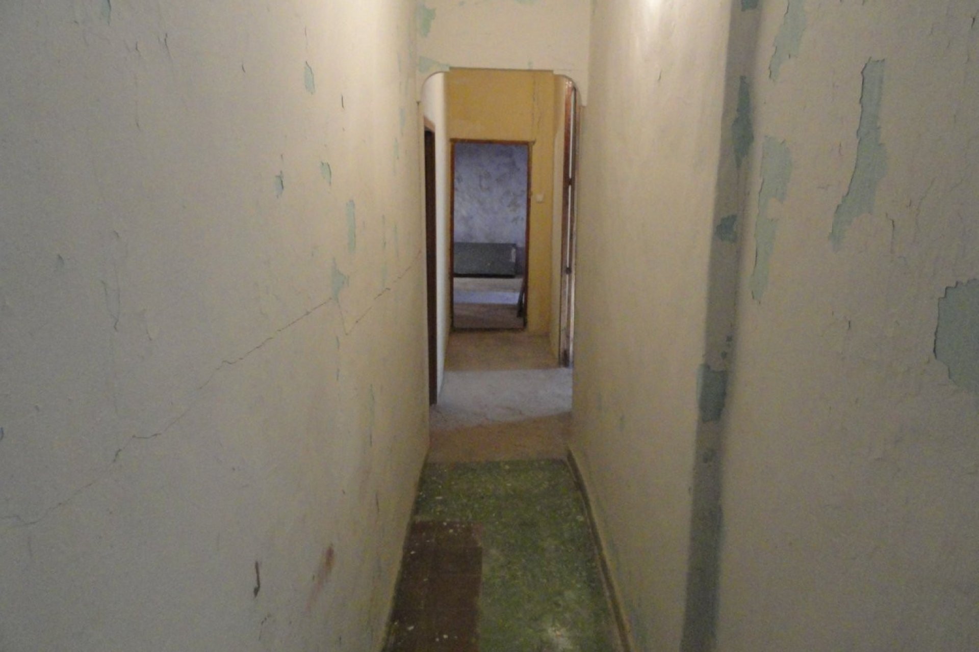 Ruim herenhuis in Bolulla, 6 slaapkamers, 3 badkamers, prachtige natuur