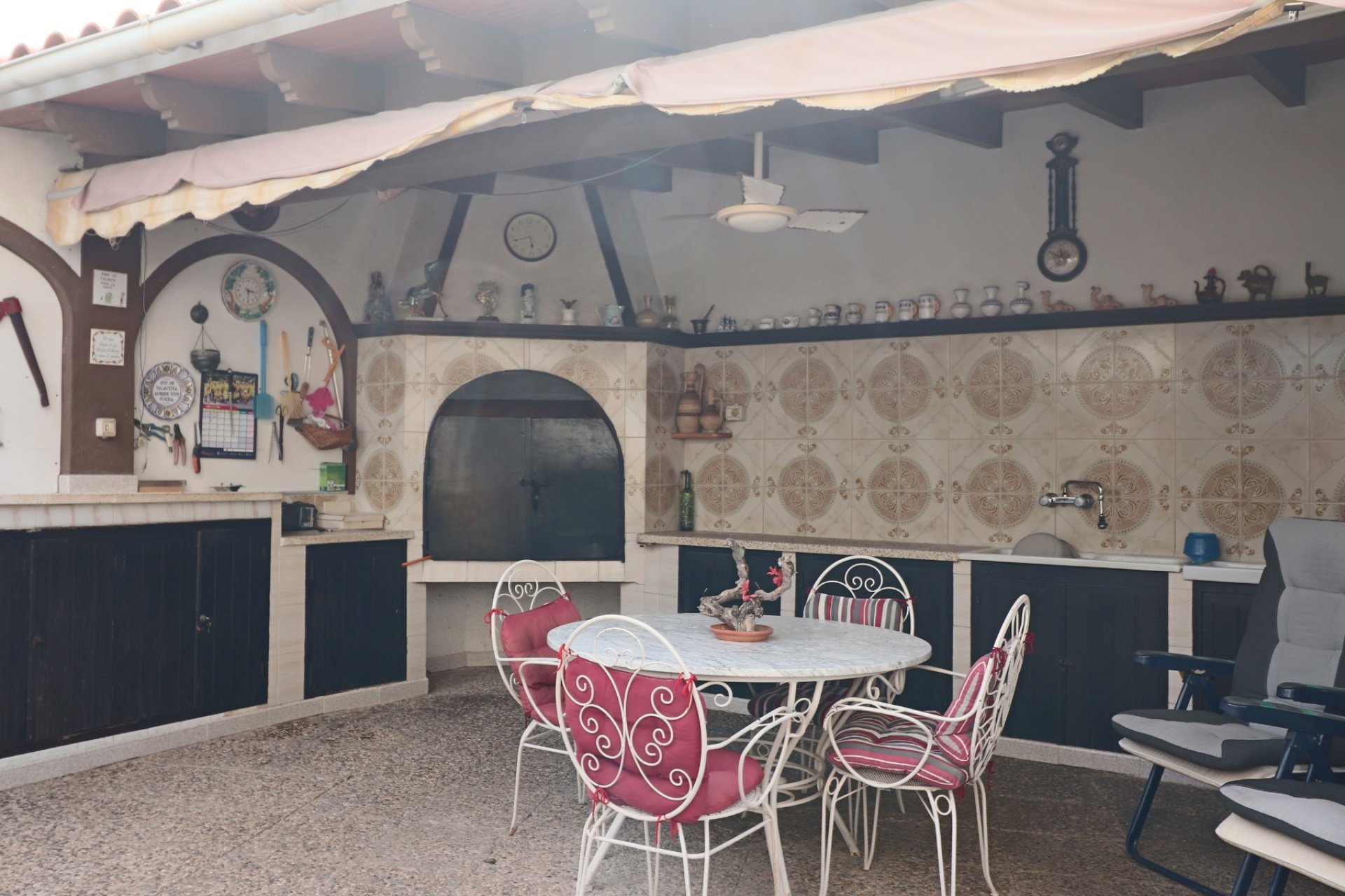 Ruime luxe villa met zeezicht, privézwembad en grote tuin in La Nucía