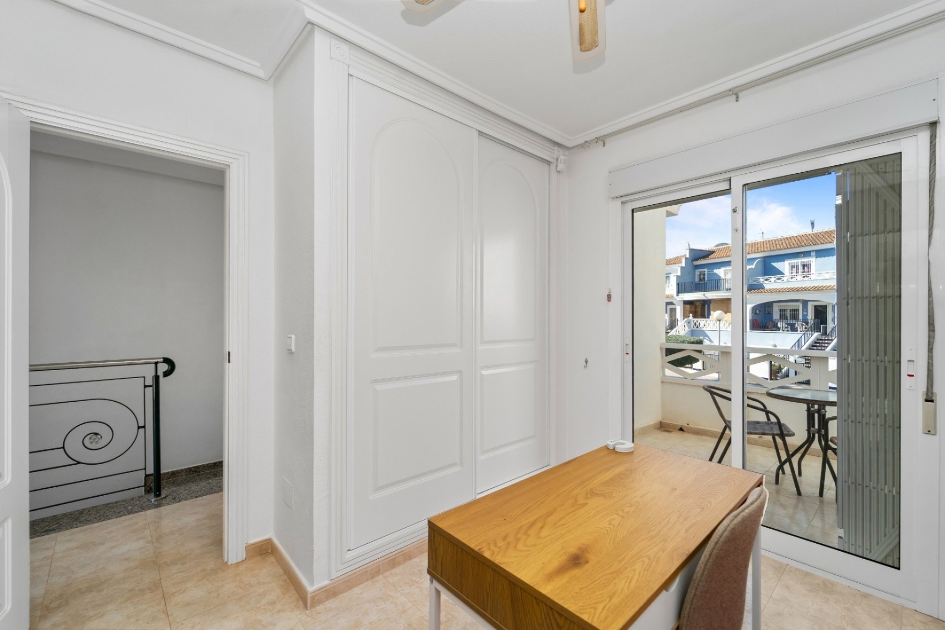 Ruime zuidgerichte townhouse met 3 slaapkamers en zwembad in Ciudad Quesada