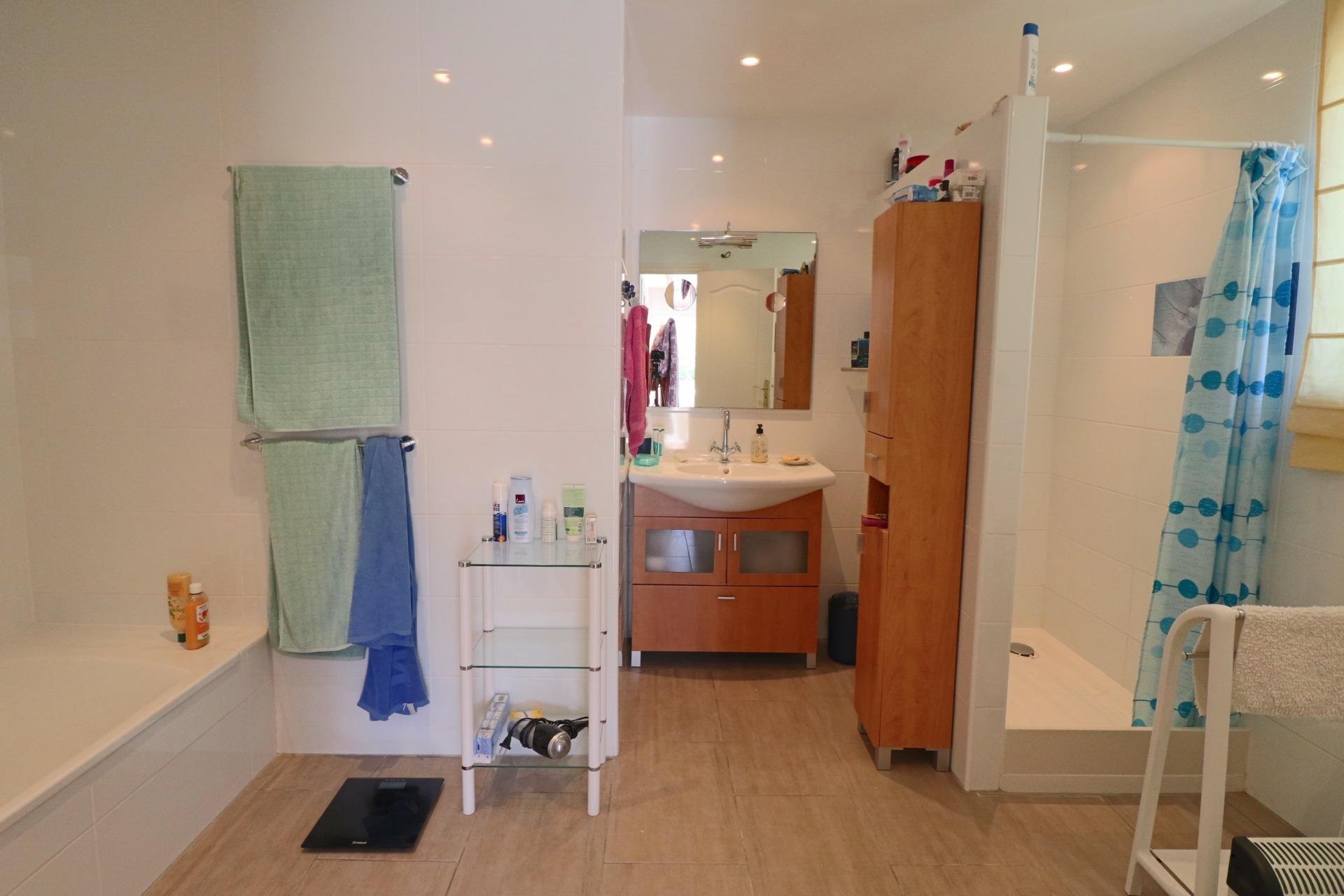 ﻿Single-story villa with a private pool and double garage in La Nucía, near Benidorm