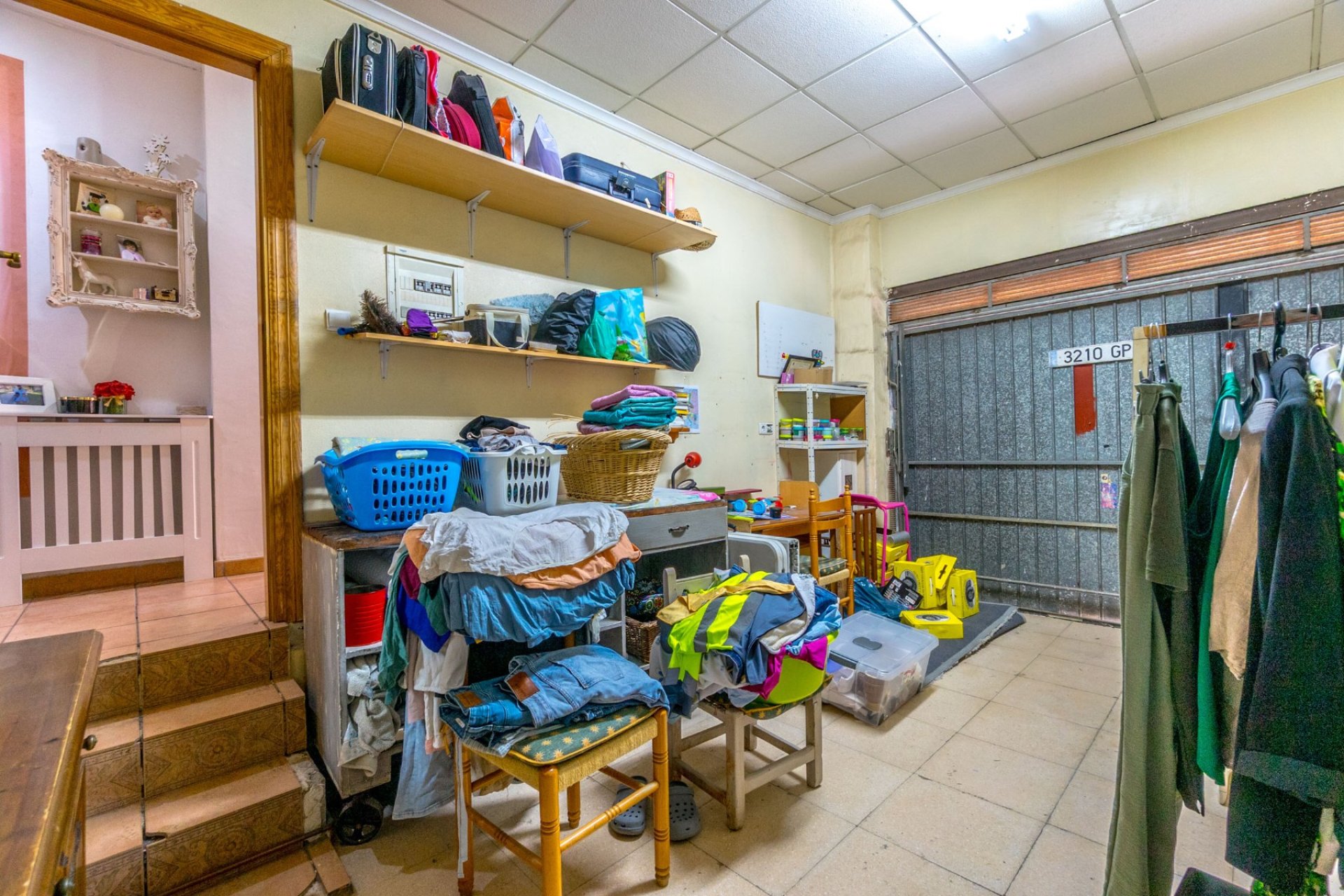 Spacious 3-bedroom townhouse with a sunroom and garage near the golf course in Rojales