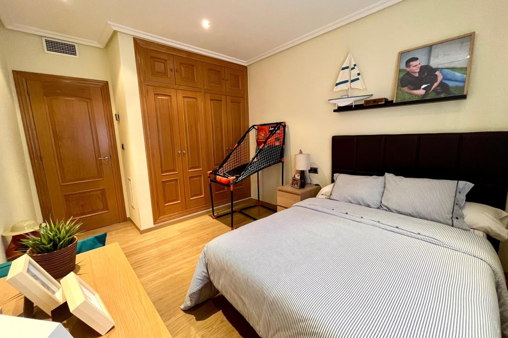 ﻿Spacious 4-bed finca with private pool and mountain views in El Esparragal