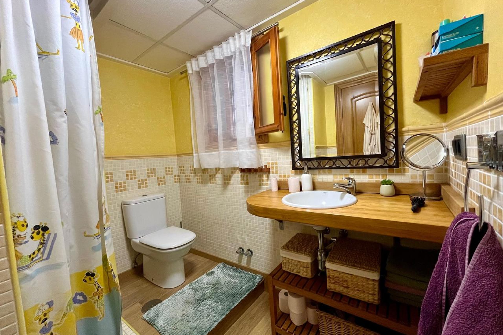 ﻿Spacious 4-bed finca with private pool and mountain views in El Esparragal