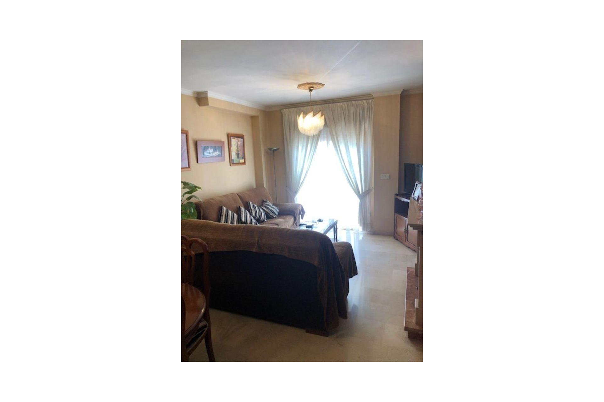 Spacious 4-bedroom townhouse in La Nucia with a terrace and double garage