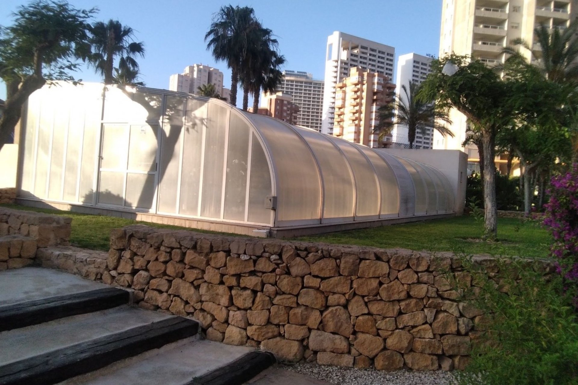 Spacious apartment with sea views and luxury amenities in Benidorm, Rincón de Loix