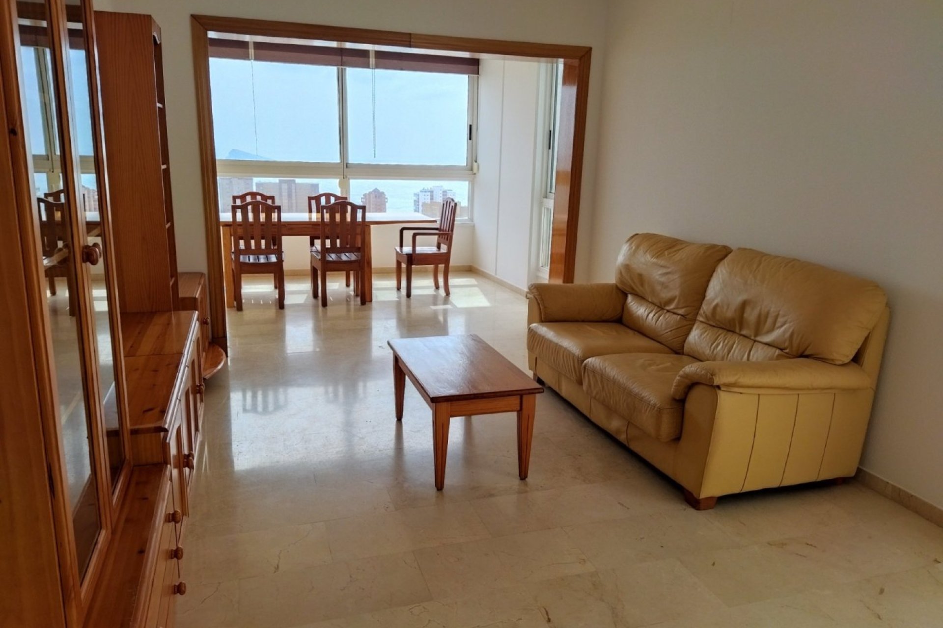 Spacious apartment with sea views and luxury amenities in Benidorm, Rincón de Loix