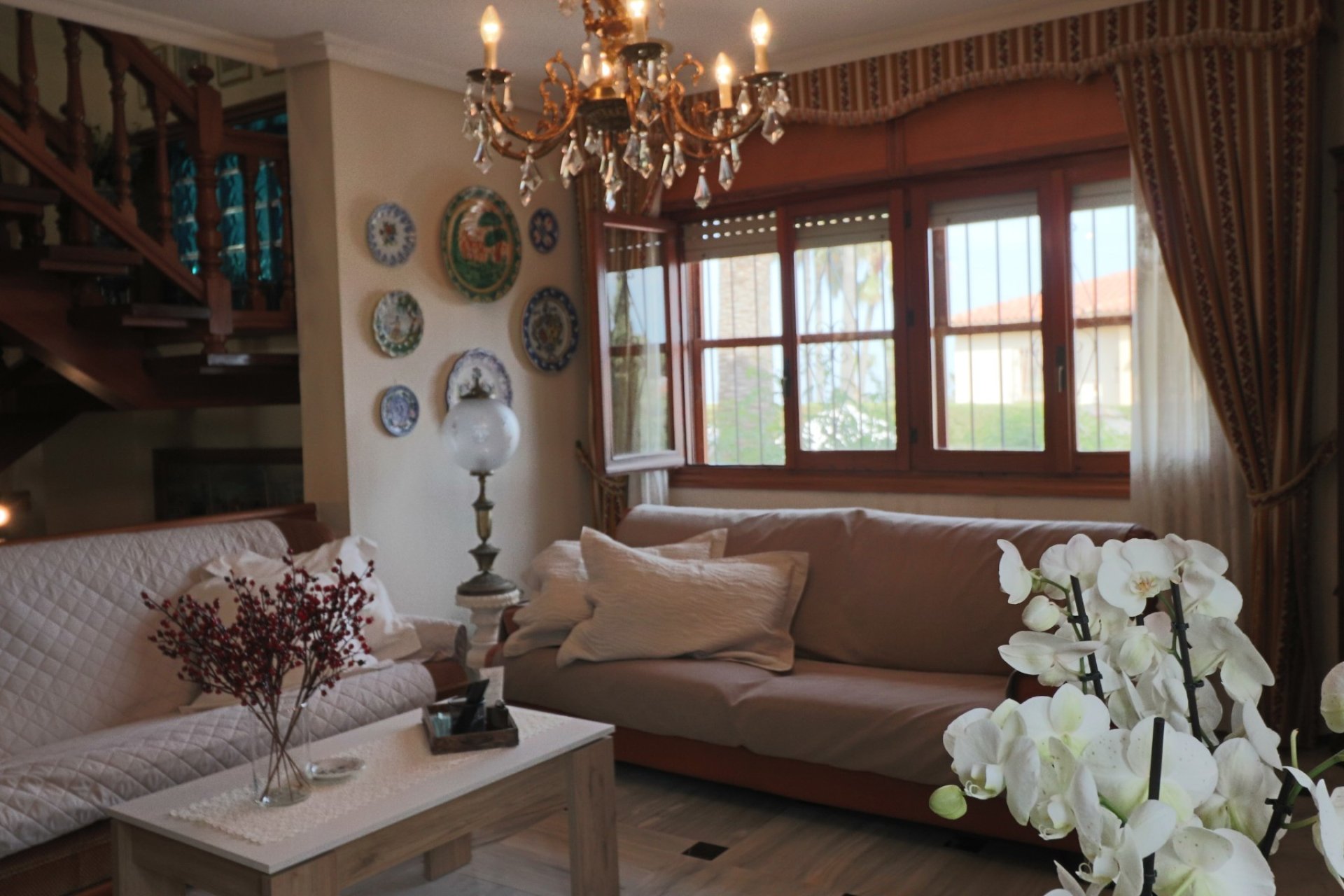 Spacious luxury villa with ocean views, a private pool, and a large garden in La Nucía