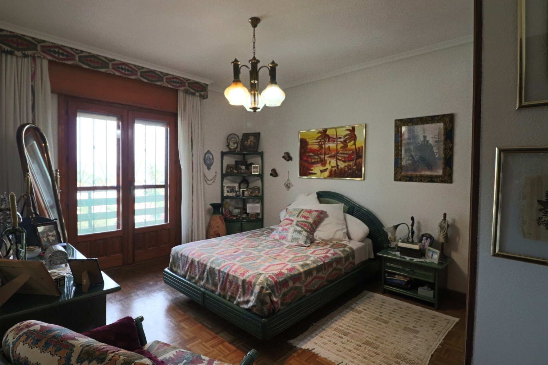 Spacious luxury villa with ocean views, a private pool, and a large garden in La Nucía