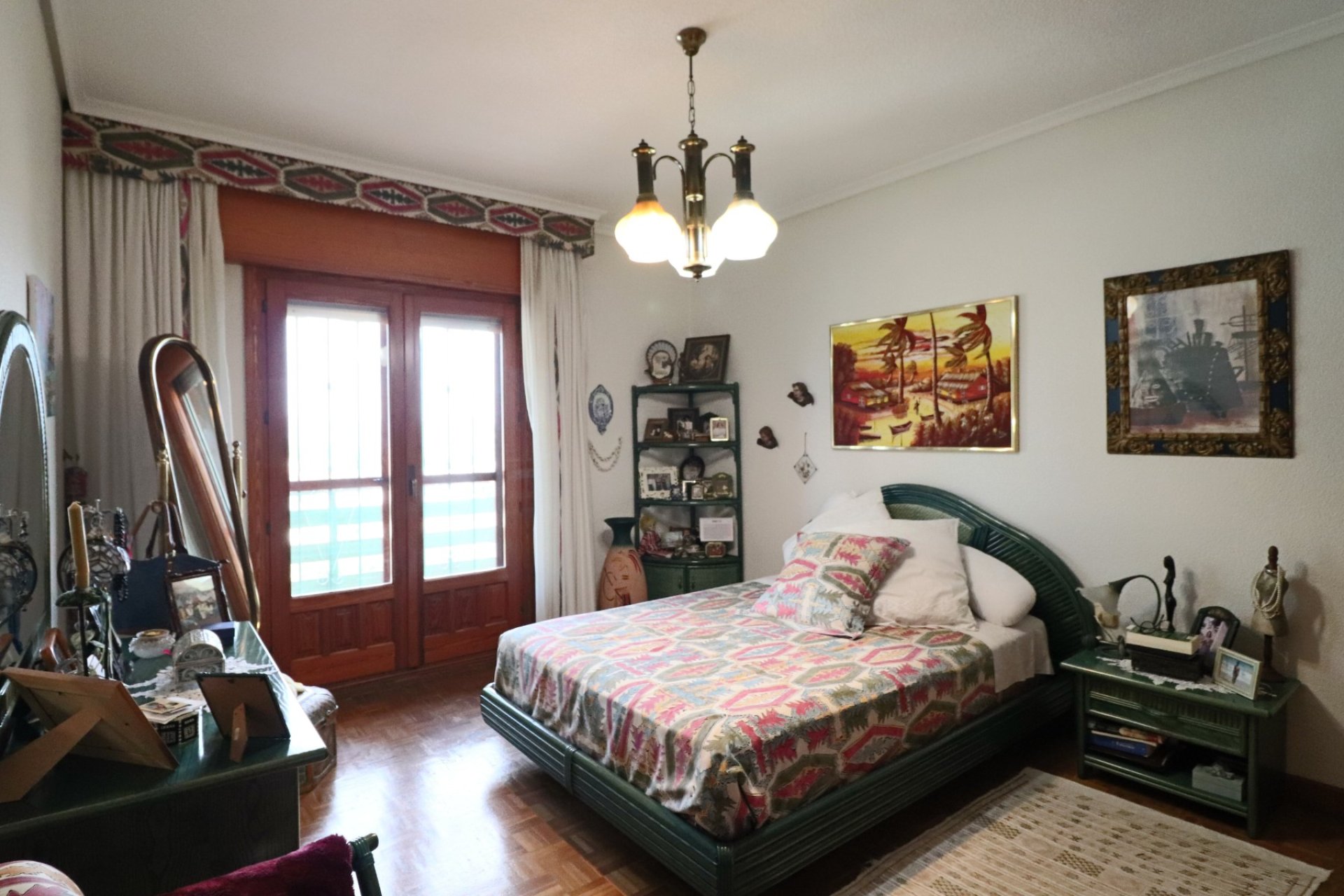 Spacious luxury villa with ocean views, a private pool, and a large garden in La Nucía