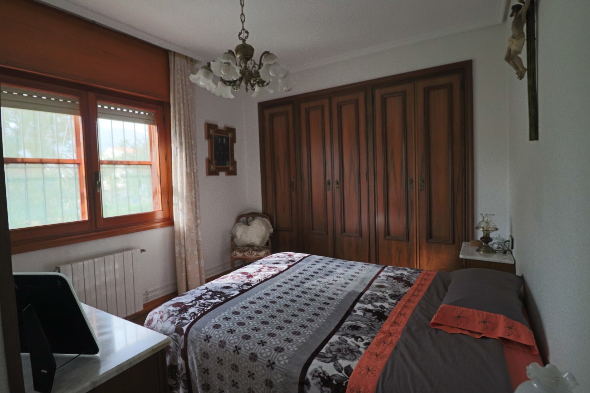 Spacious luxury villa with ocean views, a private pool, and a large garden in La Nucía