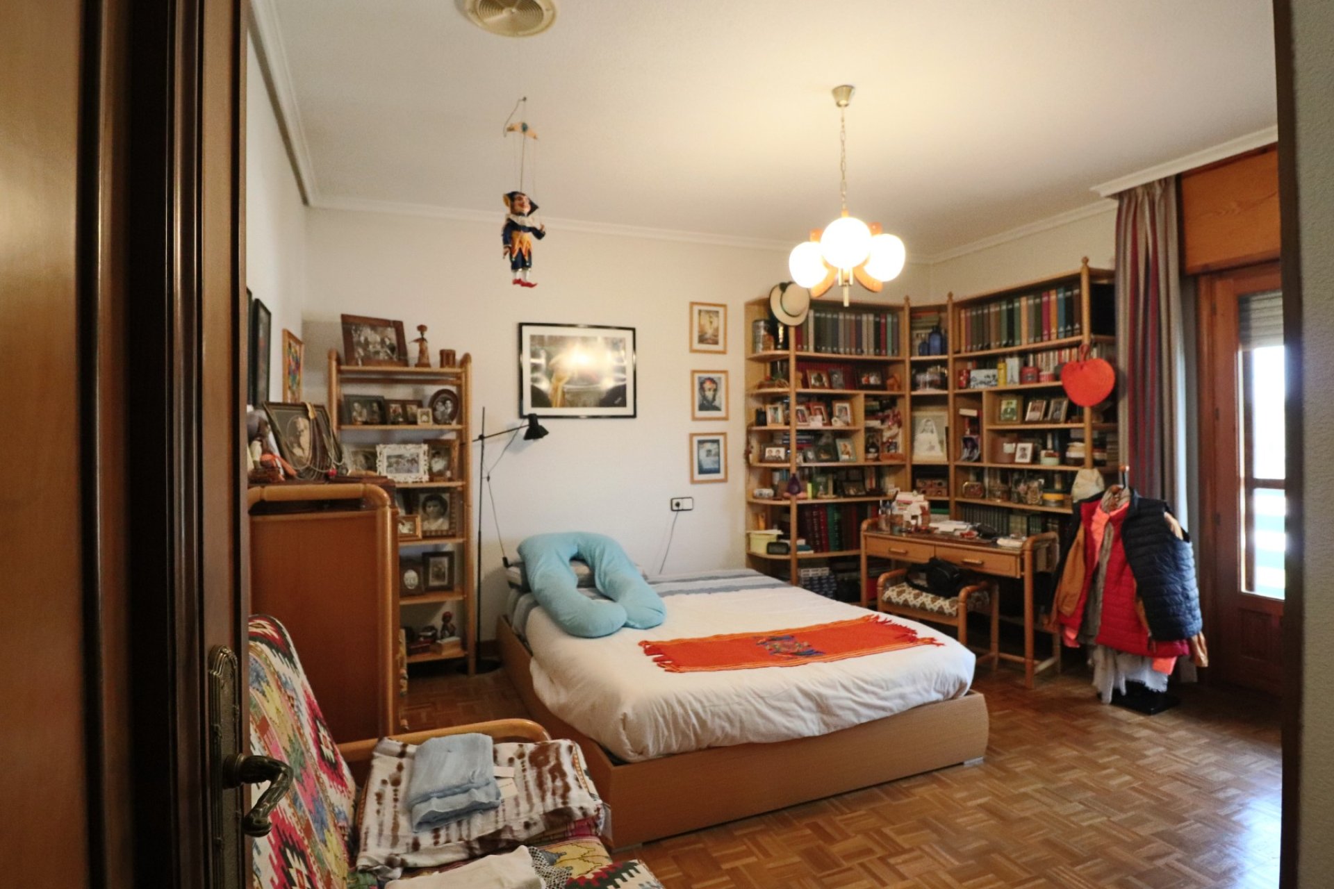 Spacious luxury villa with ocean views, a private pool, and a large garden in La Nucía