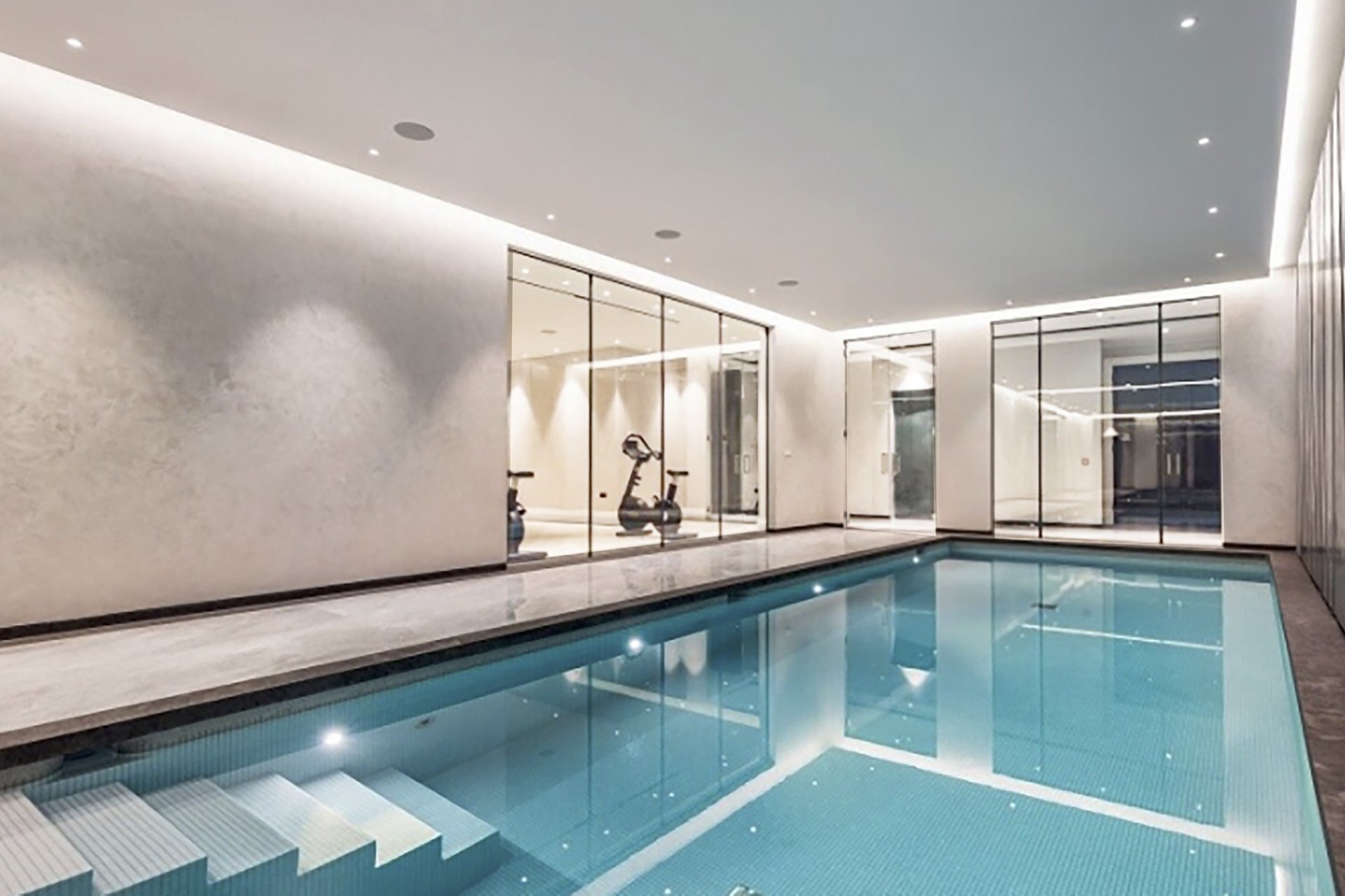 Spacious new-build penthouse in Relleu with 3 bedrooms, swimming pool, and garage