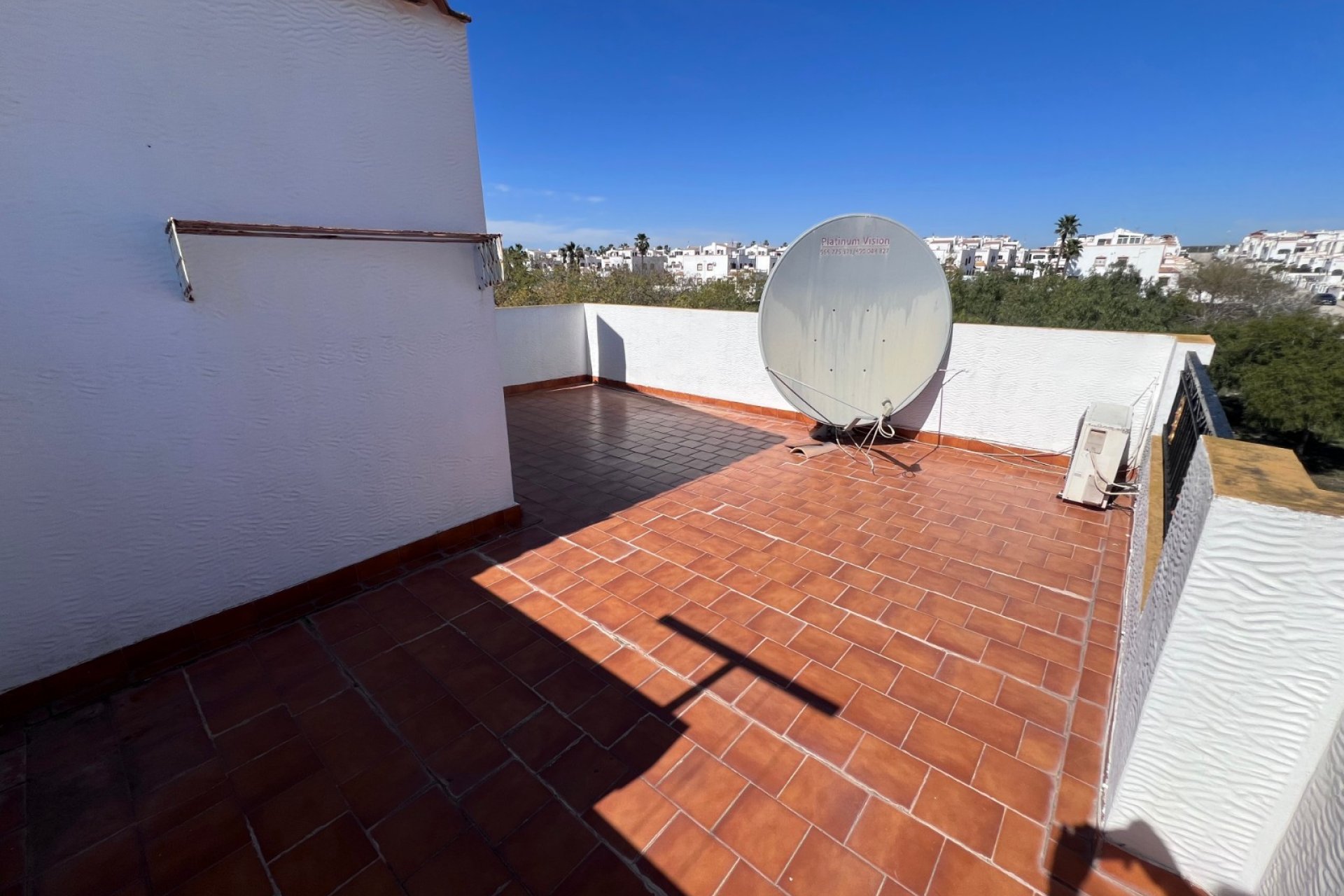 Spacious quad house with a garden, sunroom, and pool near Vistabella Golf, Orihuela