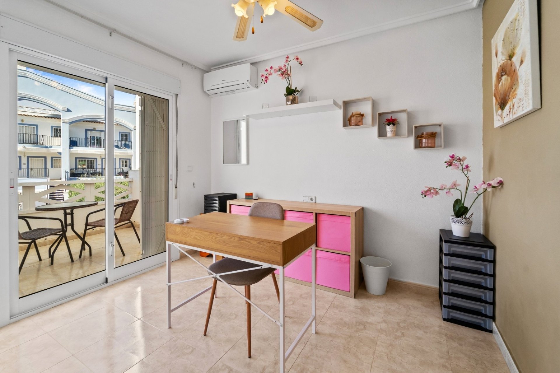 Spacious, south-facing 3-bedroom townhouse with a pool in Ciudad Quesada