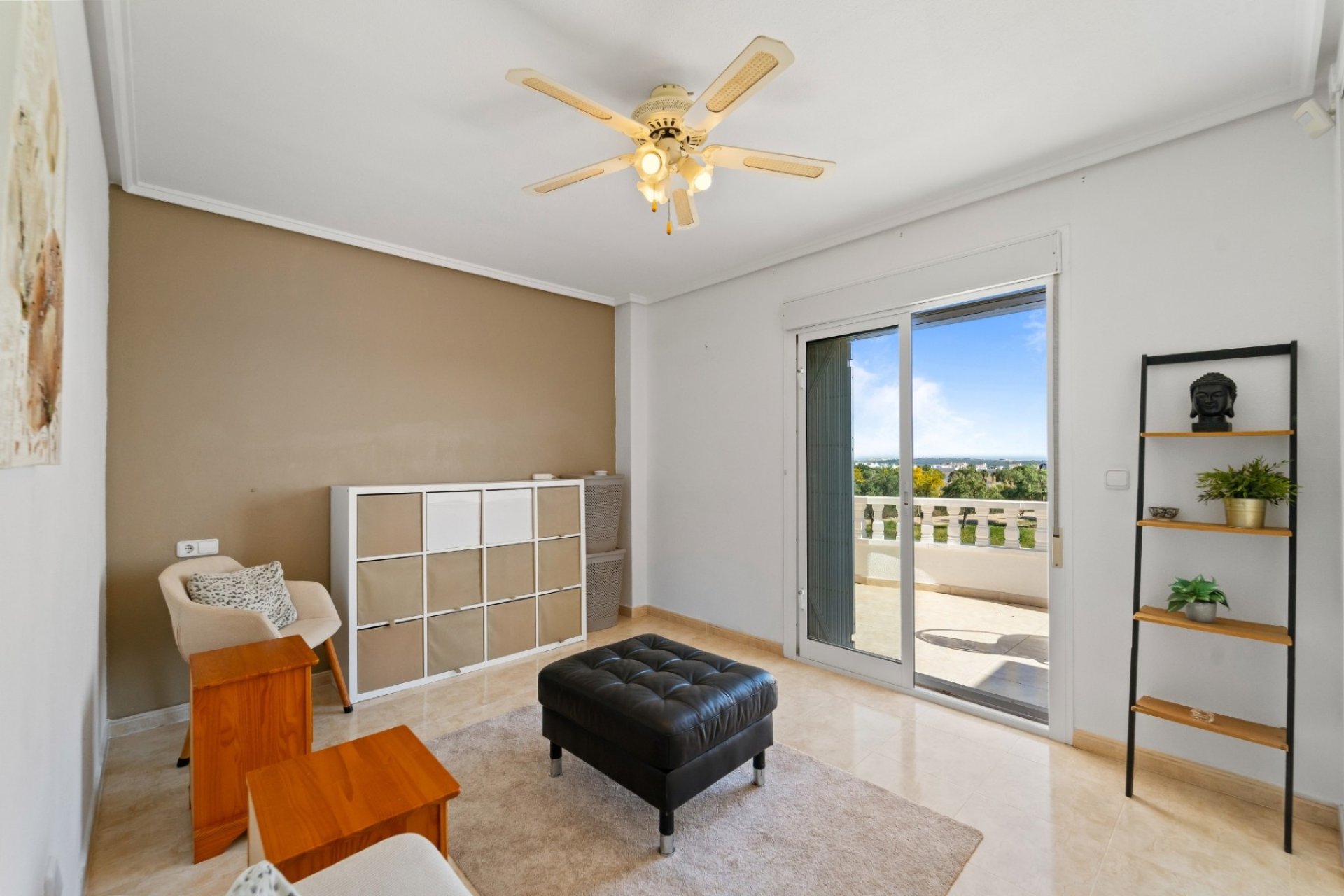 Spacious, south-facing 3-bedroom townhouse with a pool in Ciudad Quesada