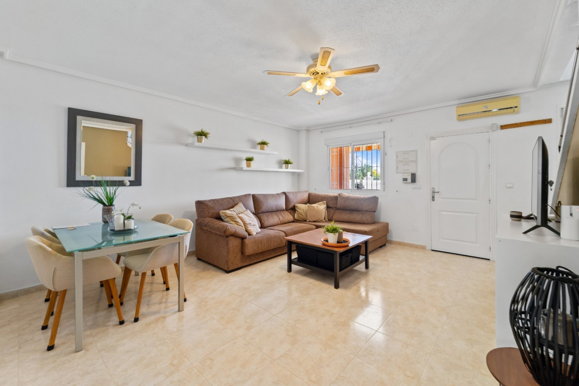 Spacious, south-facing 3-bedroom townhouse with a pool in Ciudad Quesada