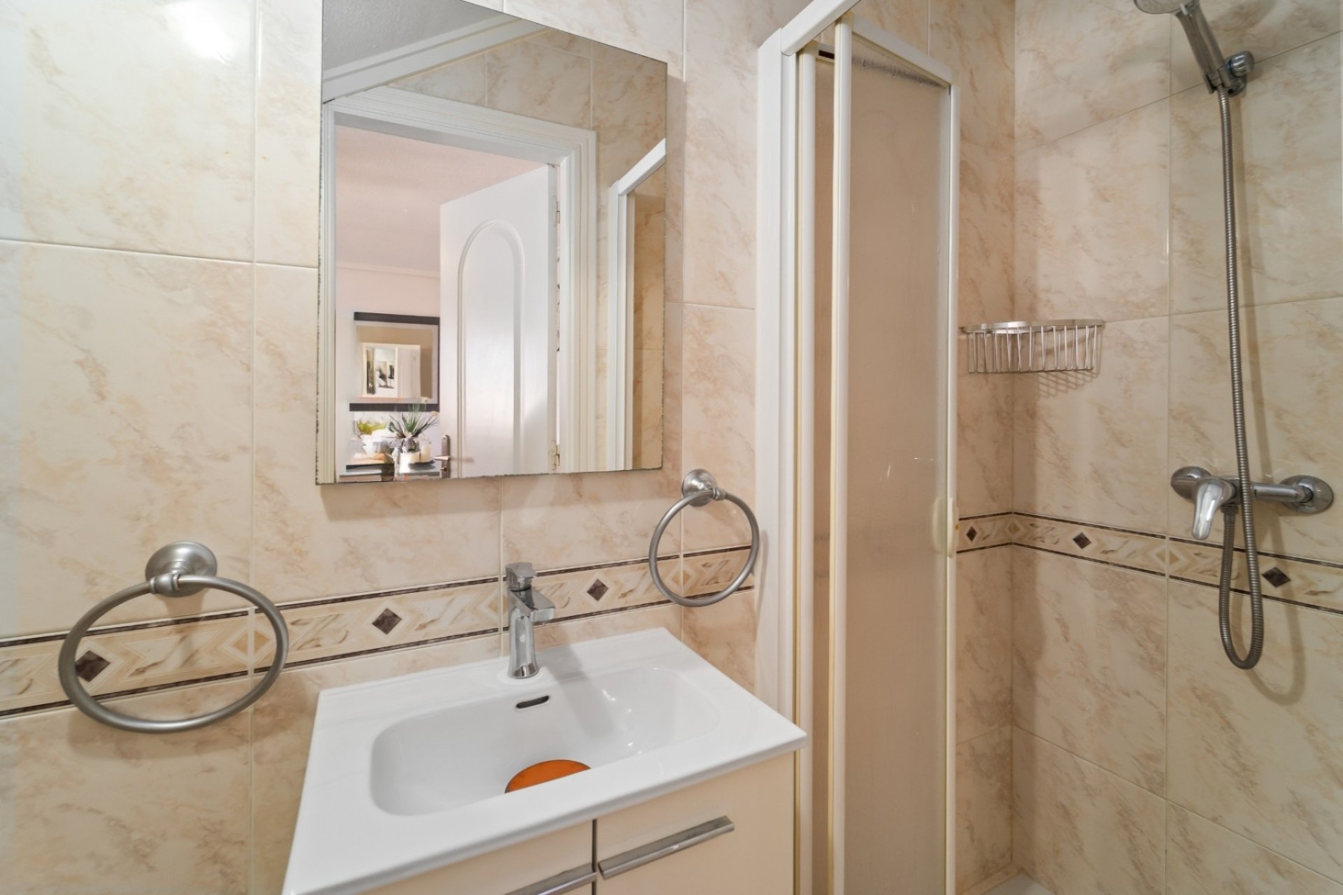 Spacious, south-facing 3-bedroom townhouse with a pool in Ciudad Quesada