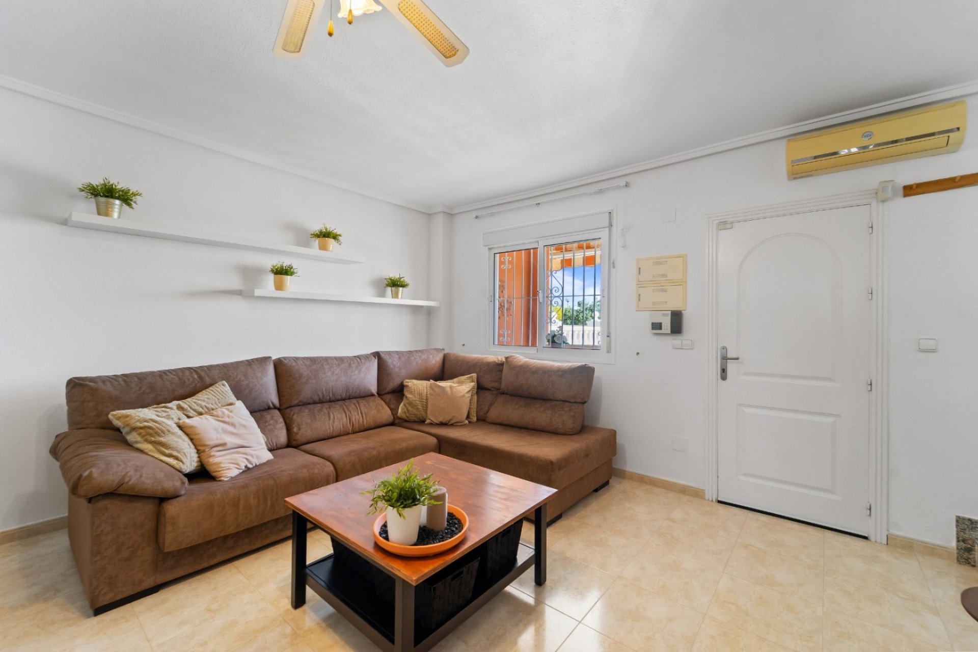 Spacious, south-facing 3-bedroom townhouse with a pool in Ciudad Quesada