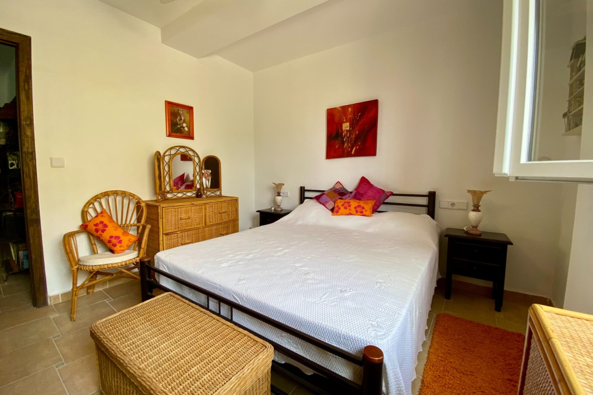 Spacious villa with a private pool and panoramic mountain views in Algorfa