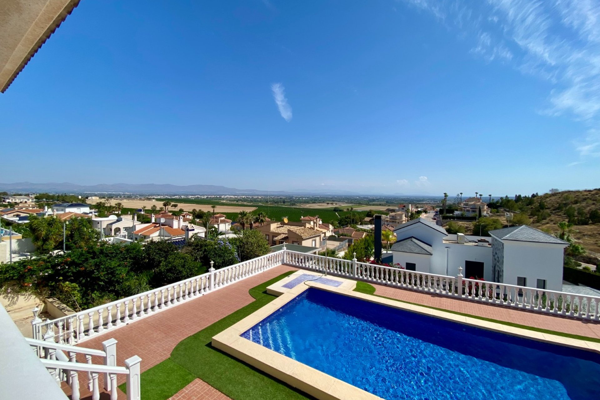 Spacious villa with a private pool and panoramic mountain views in Algorfa