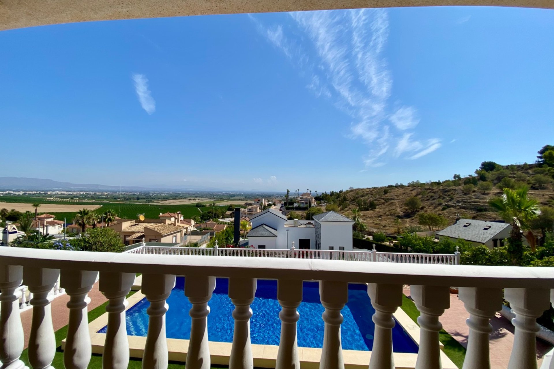 Spacious villa with a private pool and panoramic mountain views in Algorfa