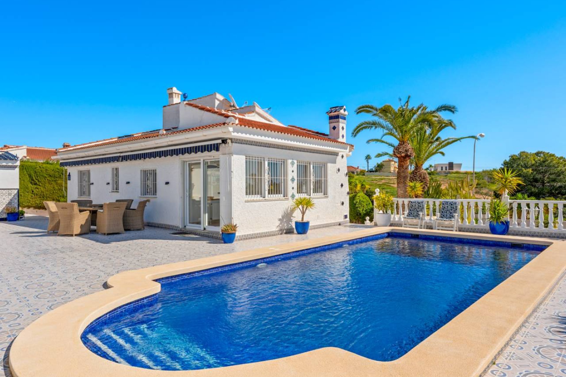 Spacious villa with private pool and guesthouse in Ciudad Quesada, Costa Blanca