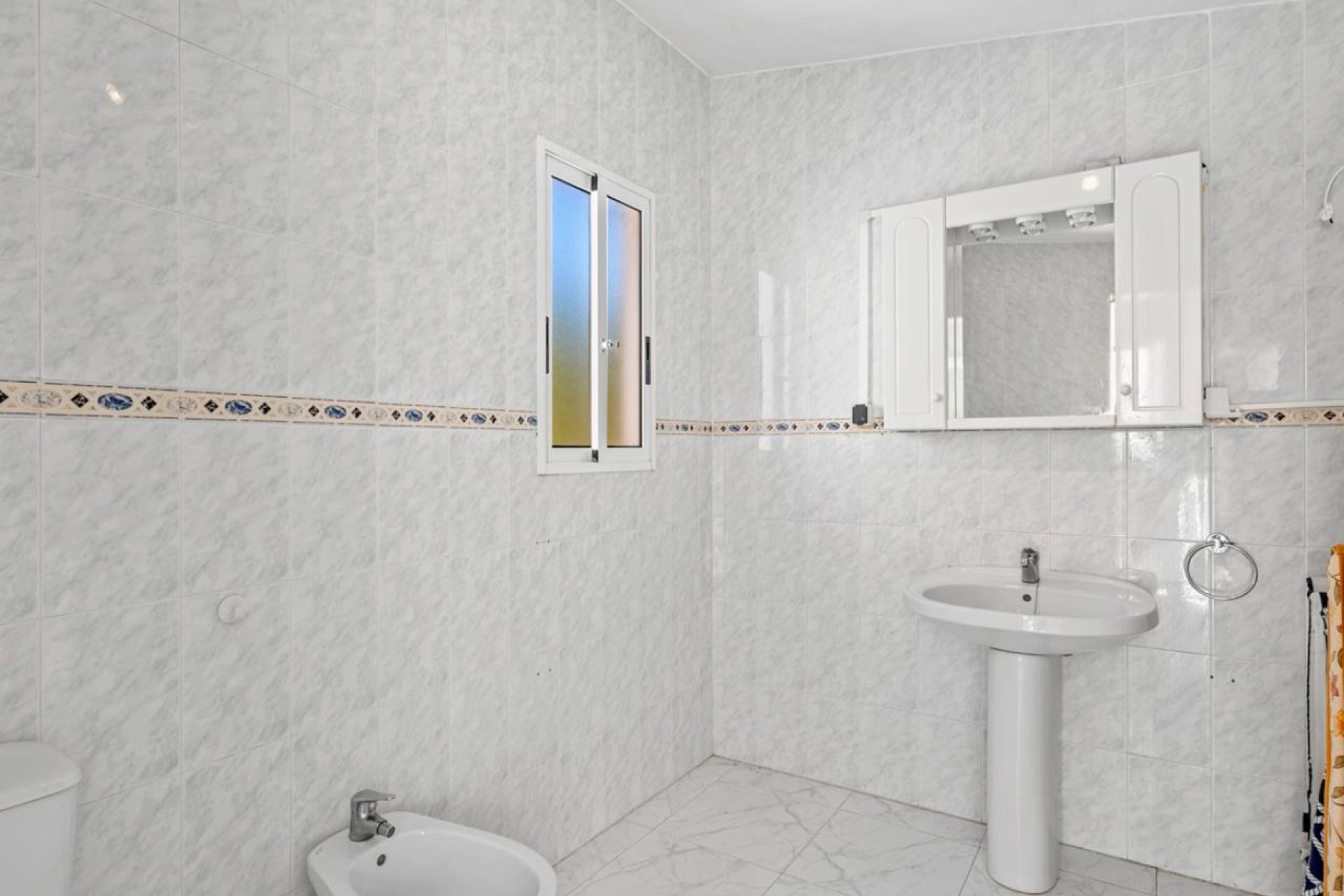 Spacious villa with private pool and guesthouse in Ciudad Quesada, Costa Blanca