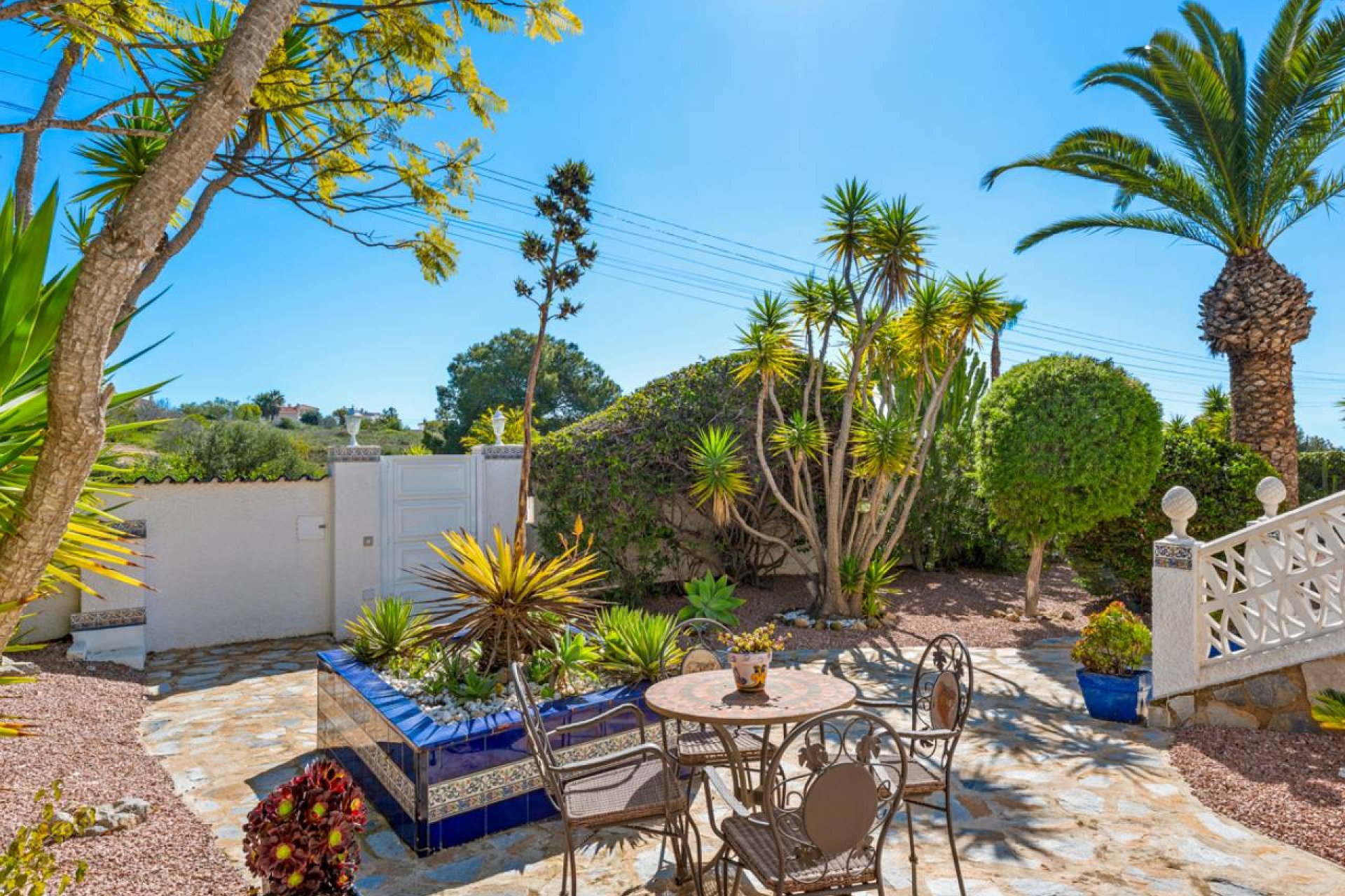 Spacious villa with private pool and guesthouse in Ciudad Quesada, Costa Blanca