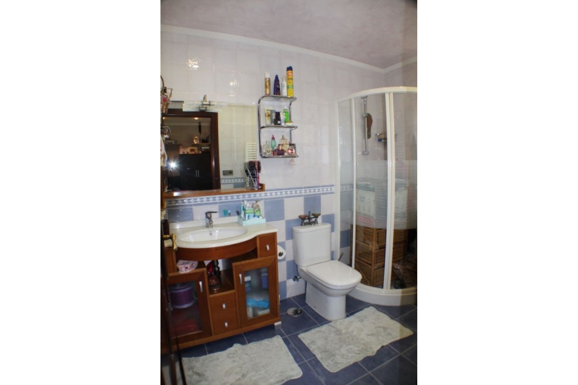 Spectaculaire villa met gastenappartementen en privézwembad in Alfaz del Pi