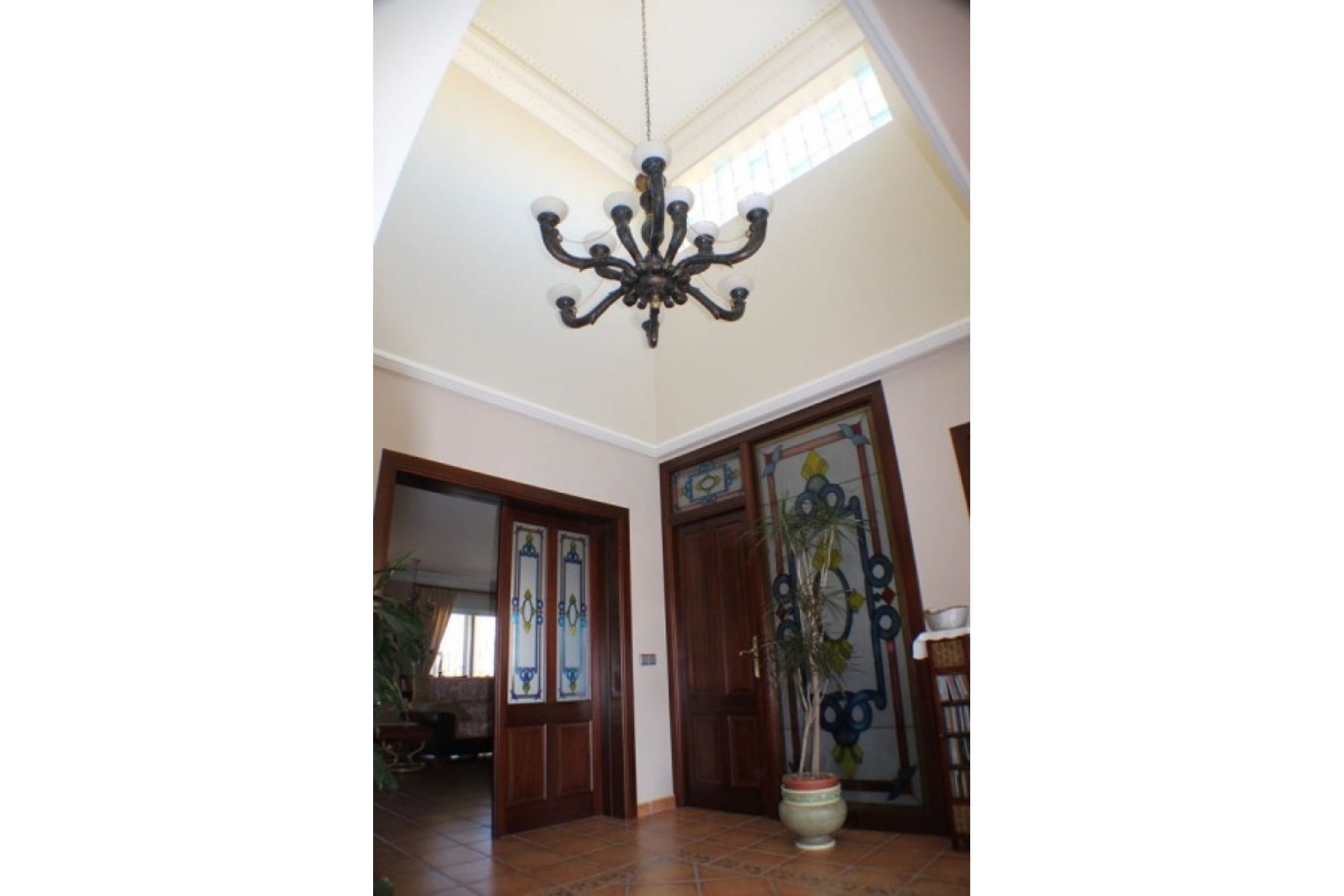 Spectacular villa with guest apartments and private pool in Alfaz del Pi