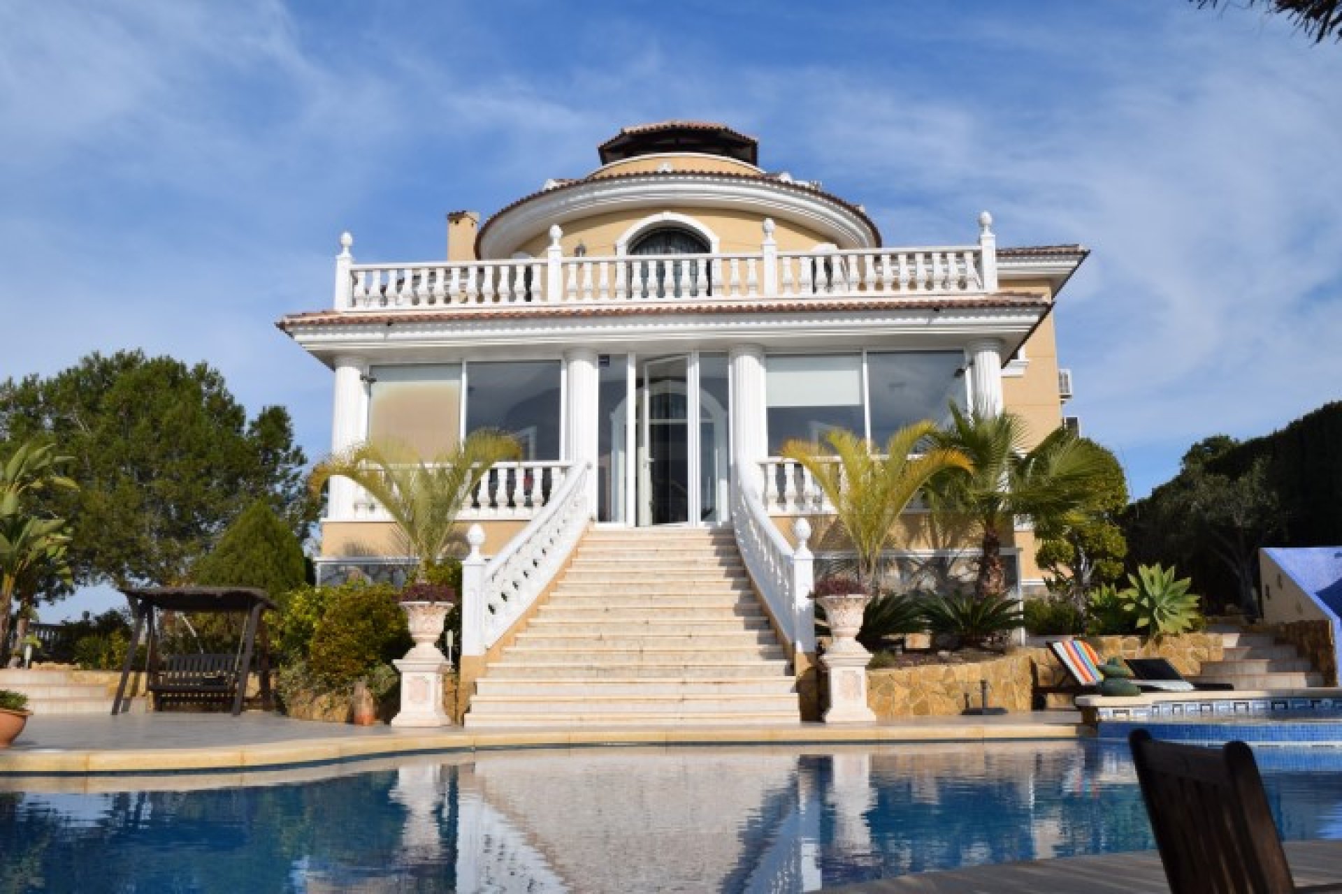 Stunning Palatial-style villas in Quesada