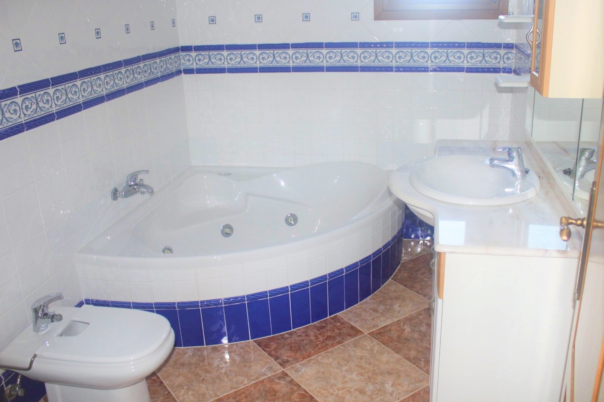 Townhouse in Torrevieja with pool and garage in Los Altos