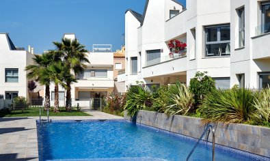 Townhouse - Resale - Torrevieja - El Acequión - Los Náufragos