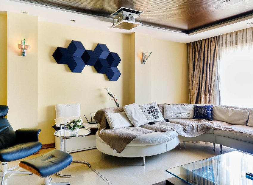 Uniek 4-slaapkamer appartement met zeezicht, dakterras en lift in Torrevieja