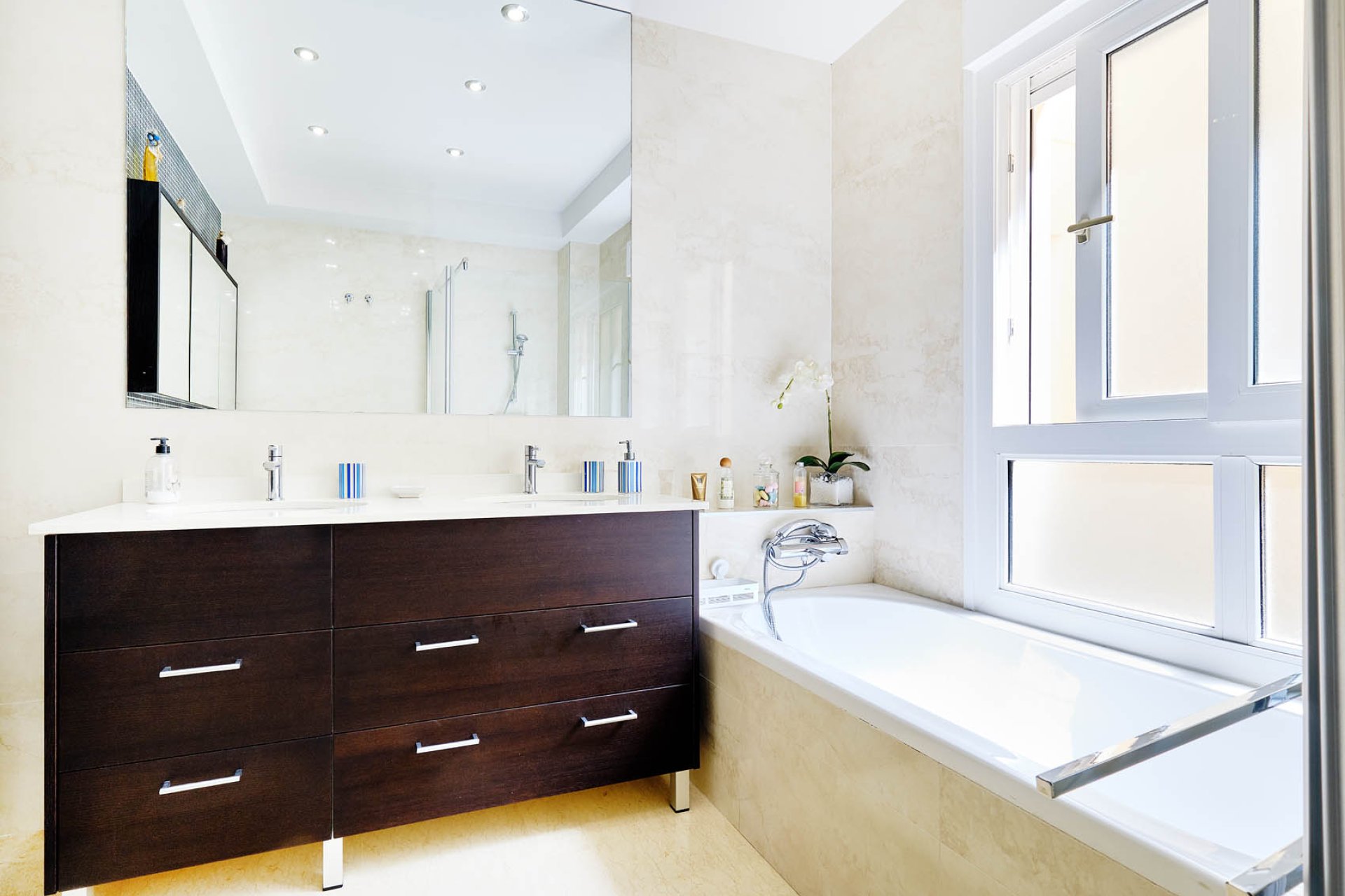 Uniek 4-slaapkamer appartement met zeezicht, dakterras en lift in Torrevieja