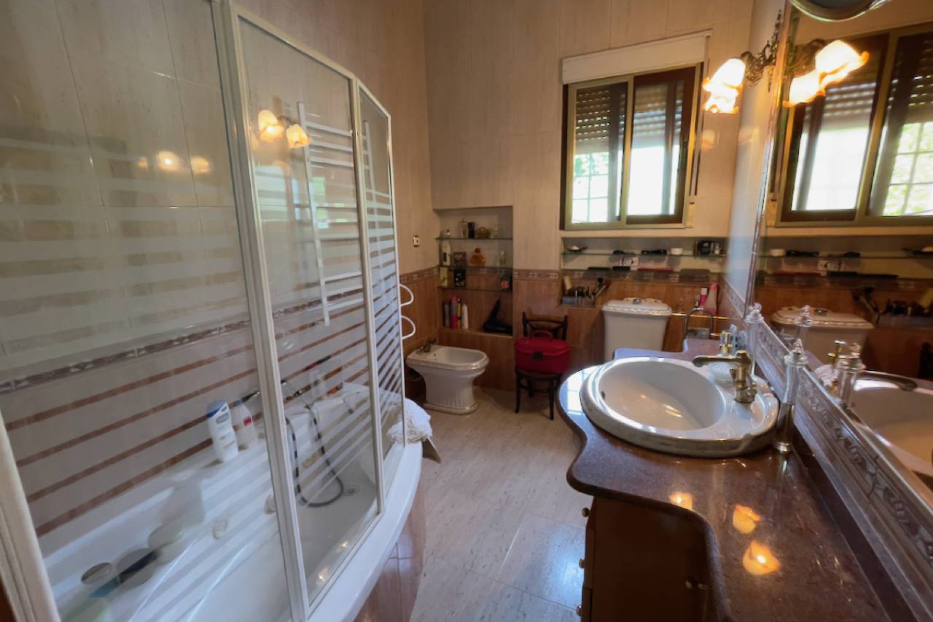 Unieke finca te koop in Orihuela met 8 slaapkamers, privézwembad en groot perceel