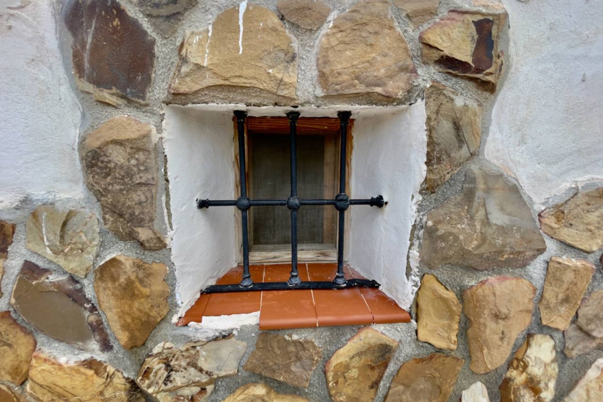 Unieke finca te koop in Orihuela met 8 slaapkamers, privézwembad en groot perceel