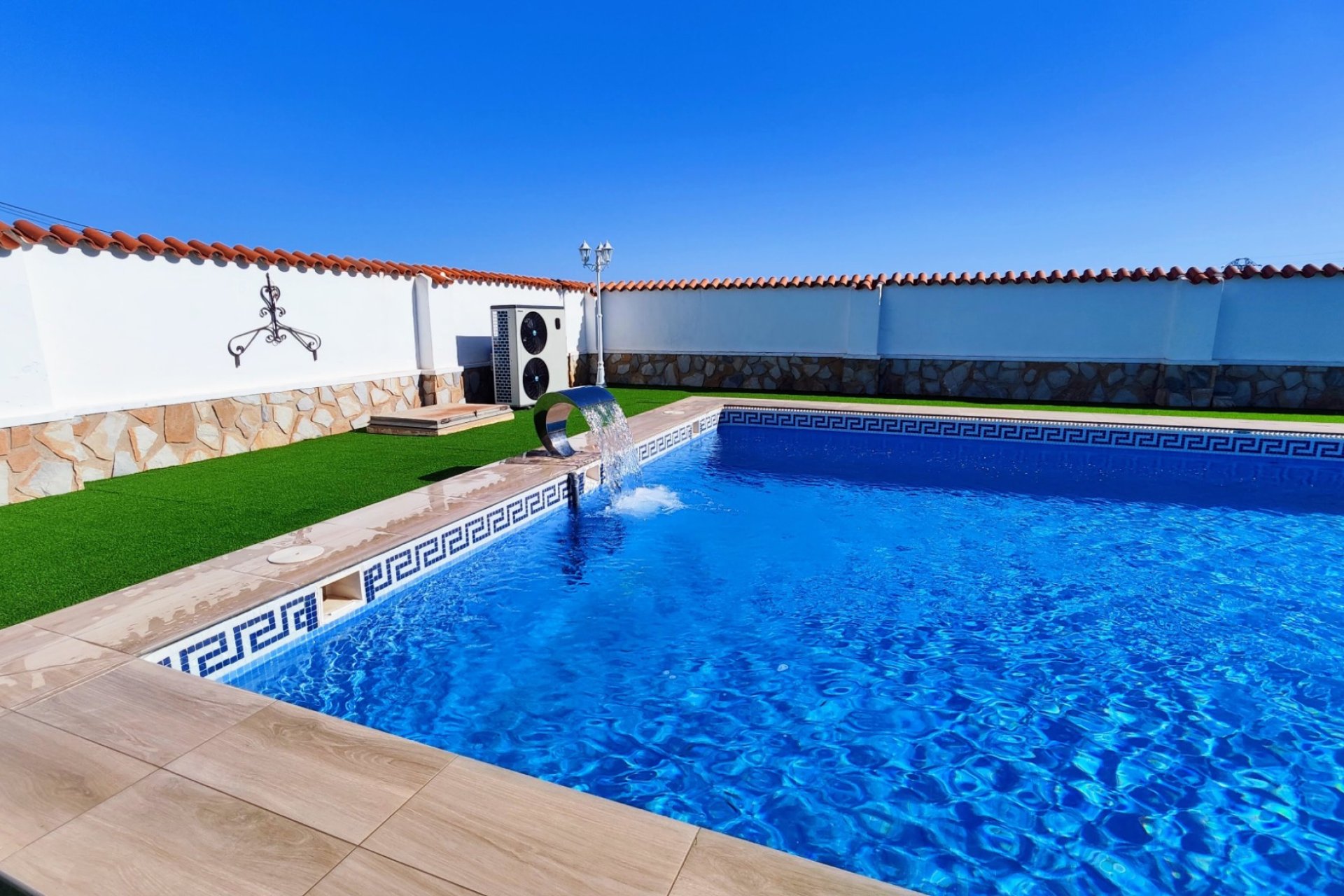 ﻿Unique 5-bedroom finca with a private pool and mountain views in San Miguel de Salinas