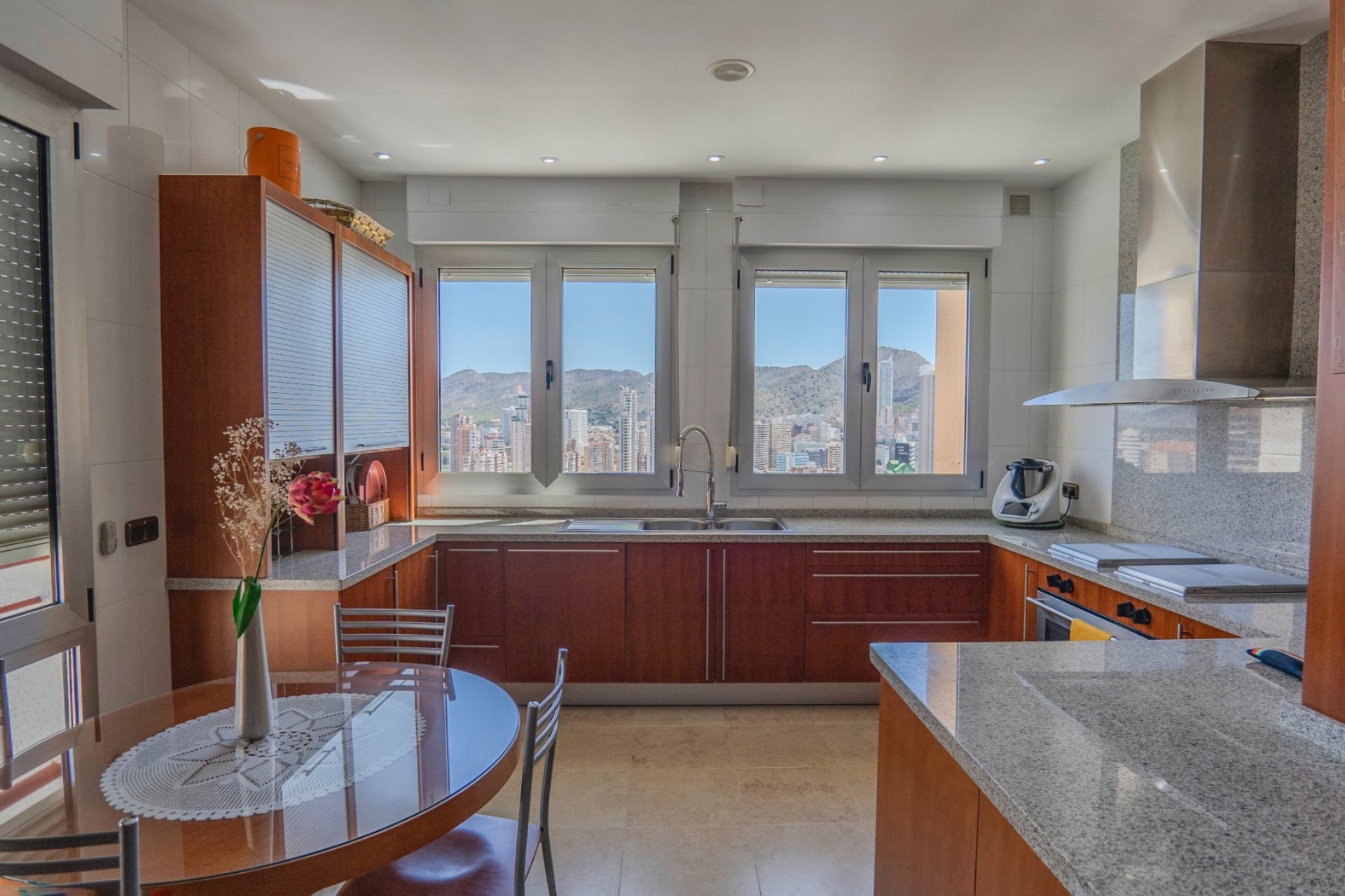 Unique 5-bedroom penthouse in Benidorm with ocean views and luxury finishes