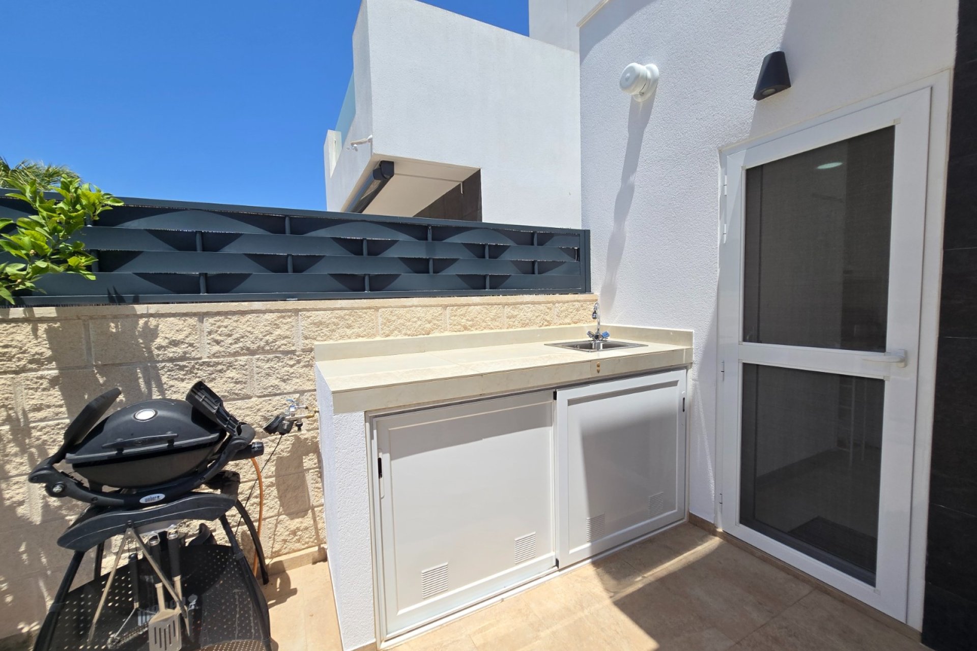 Villa adosada en Ciudad Quesada con piscina privada y solárium