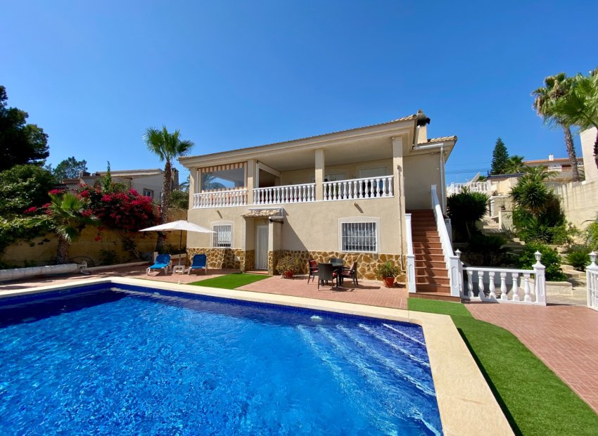 Villa - Bestaande bouw -
            Algorfa - CV-61071