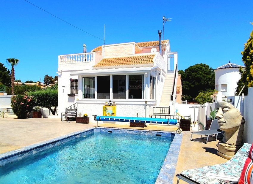 Villa - Bestaande bouw -
            Entre Naranjos - Vistabella - CO-31810
