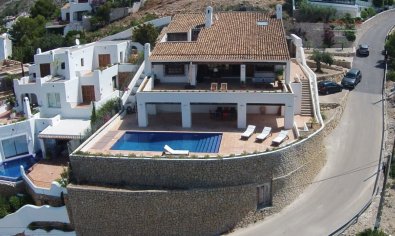 Villa - Bestaande bouw - Moraira -
                Benimeit