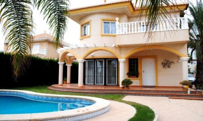 Villa - Bestaande bouw - Orihuela Costa -
                La Zenia