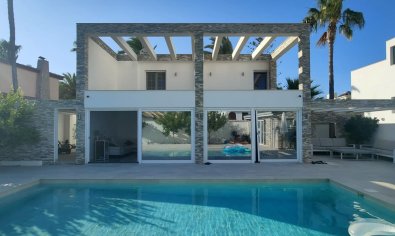 Villa - Bestaande bouw - Orihuela Costa -
                La Zenia