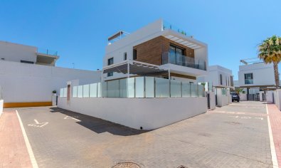 Villa - Bestaande bouw - Orihuela Costa -
                Villamartín