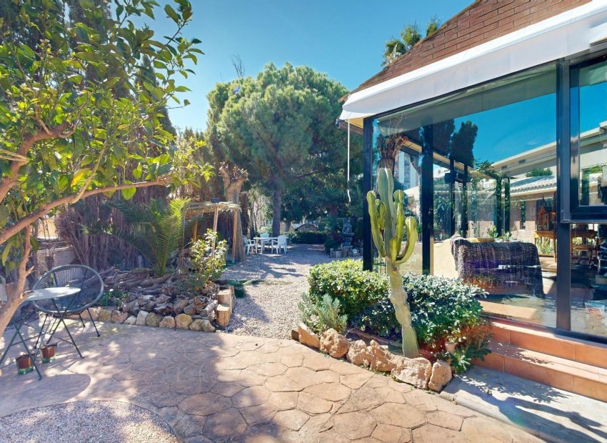 Villa - Bestaande bouw -
            San Juan de Alicante - MM-82734