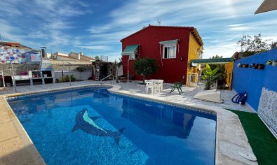 Villa - Bestaande bouw - Torrevieja - Punta Prima